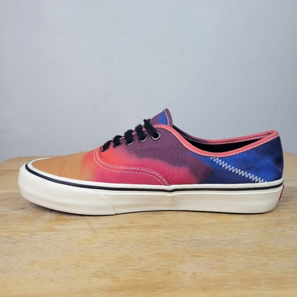 Vans authentic, Multicolor Ombre, Sunset Fade, Unisex Size : 9.5 (BARELY WORN) - Picture 7 of 16